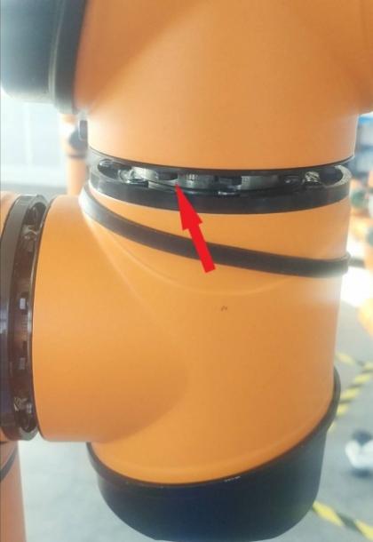 module14_j6_flange_screws_loosen.png