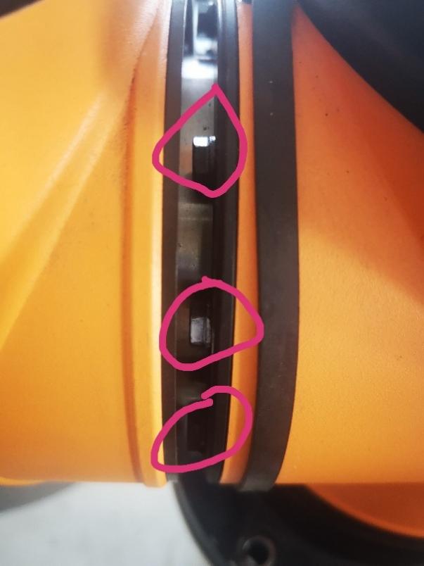 module25_elbow_screws_tighten_02.png